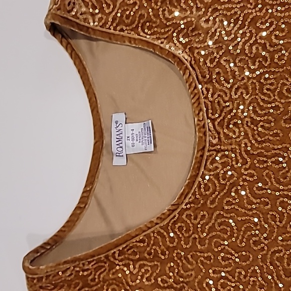 Roaman's Velour Sparking Pailette Short Sleeve Evening Top Gold 2X - Picture 5 of 11